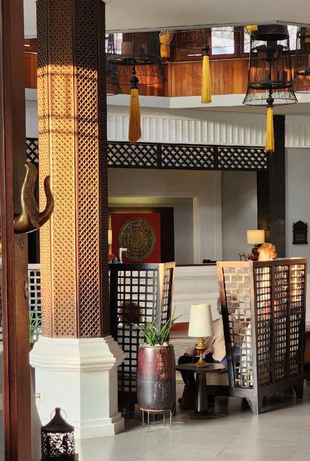 Le Palais Juliana Otel Luang Prabang Dış mekan fotoğraf